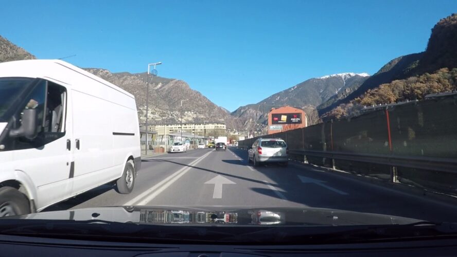 Descubre la ubicación privilegiada de Avenida Andorra 7 en Tarragona: Tu nuevo destino favorito