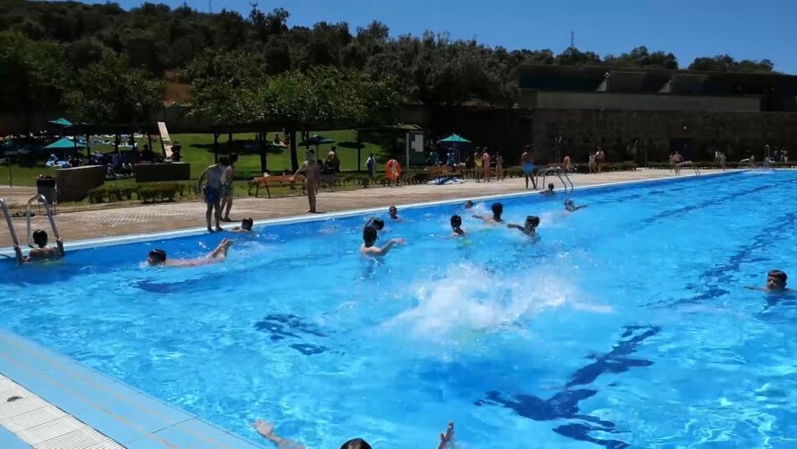 Descubre la mejor piscina municipal en Encamp para disfrutar del verano
