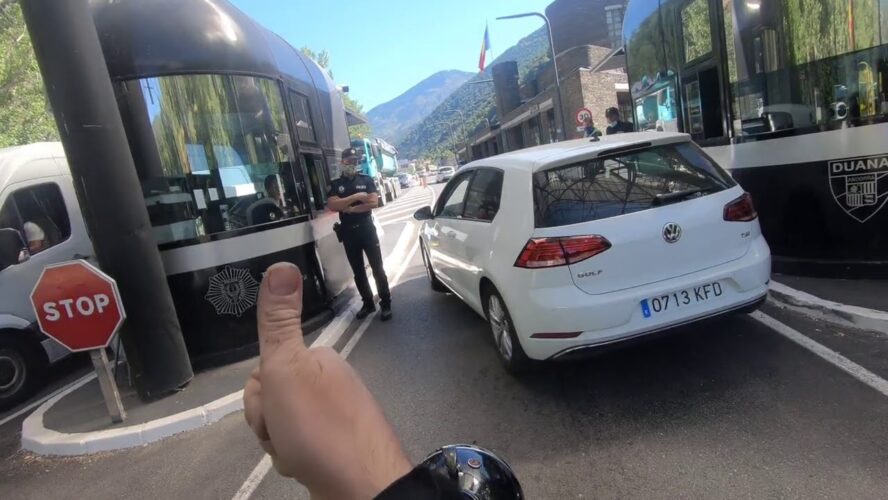 Descubre la mejor ropa de moto BMW en Andorra